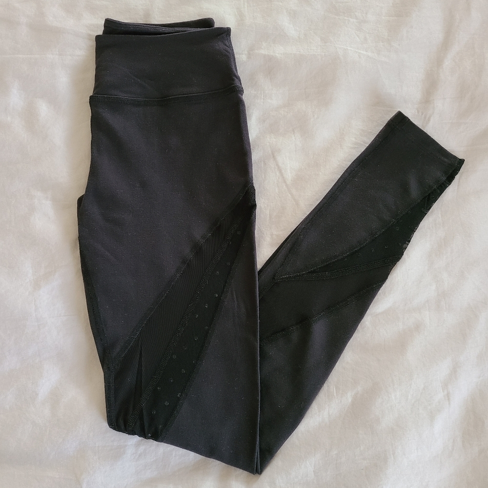 Beyond Yoga Black High-Waisted Leggings